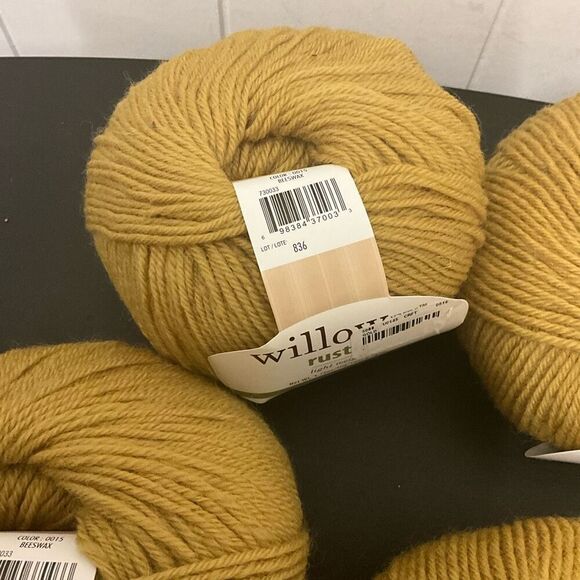 Brand New Lot of 4 Willow Yarns Rustic Beeswax Color 0015 Arts Crafts - Picture 5 of 6